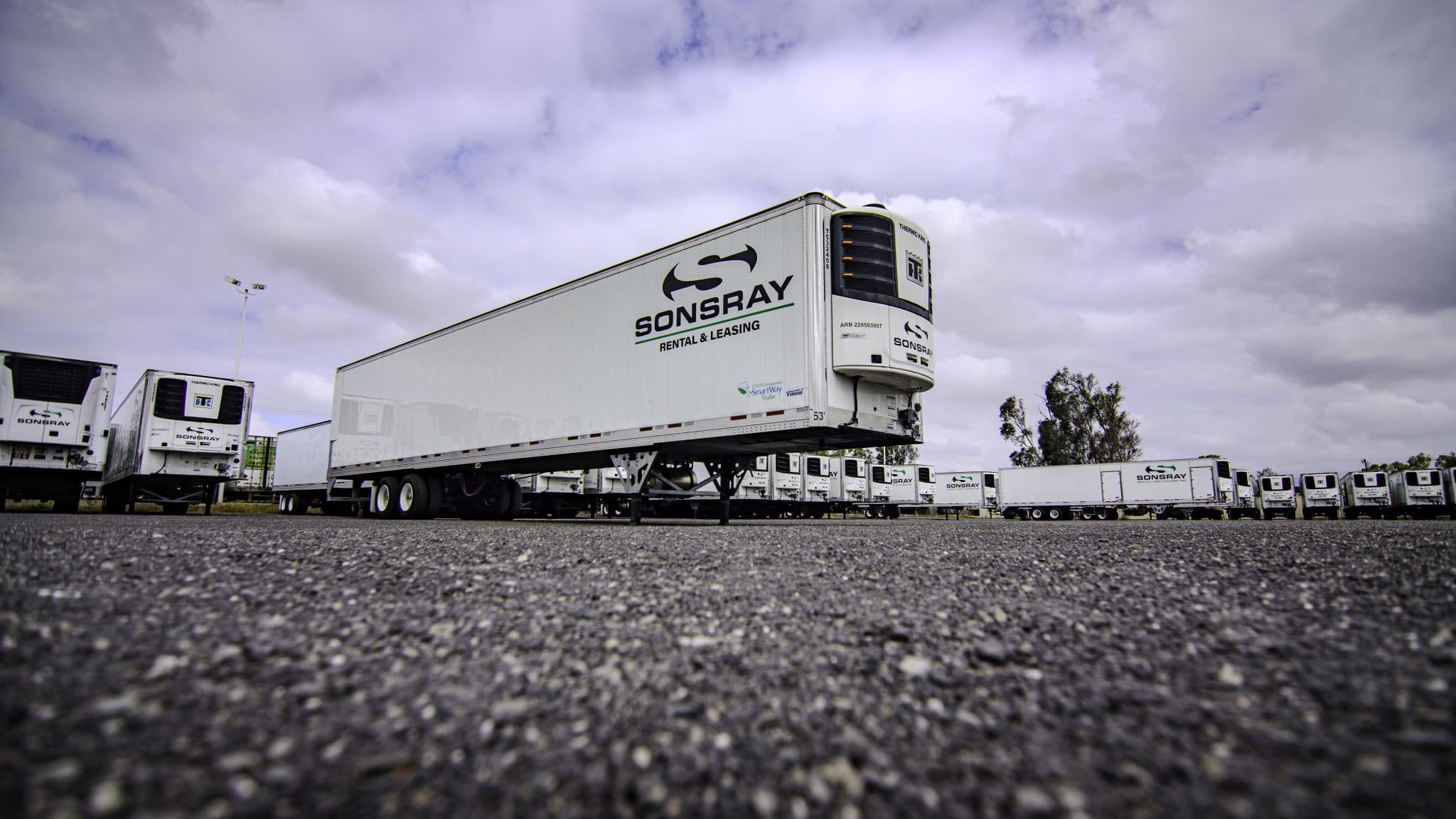 Sonsray Rental & Leasing refrigerated trailers