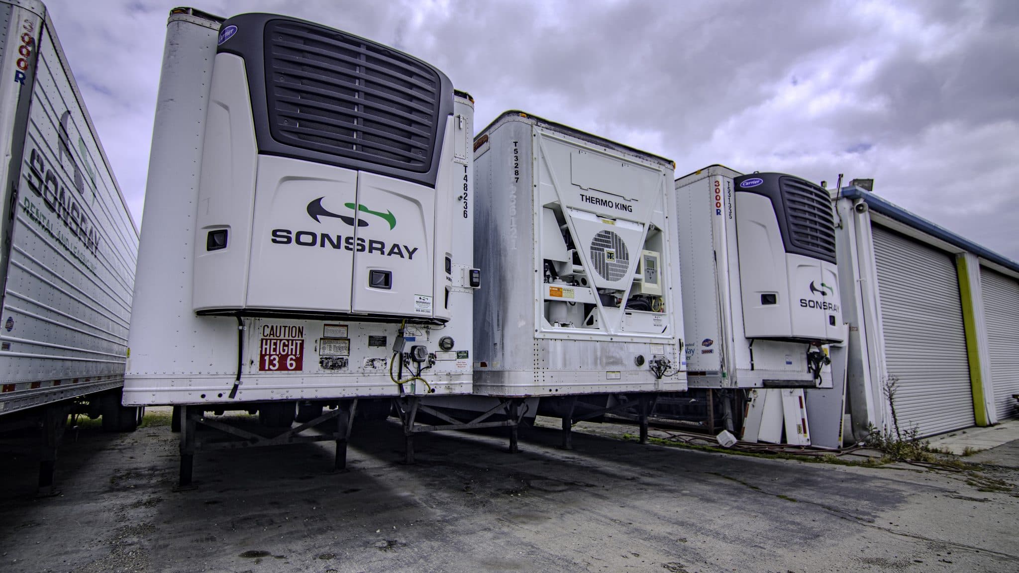 Zero-emission electric refrigerated trailer